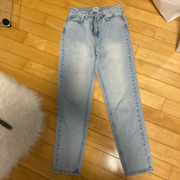 BDG Urban Outfitters Mom Jeans | Light wash | Size 26 - Picture 1 of 3